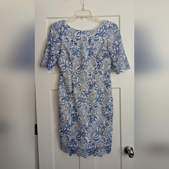 ANTONIO MELANI Dresses & Skirts - Formal Lace Antonio Melani Dress Size 6